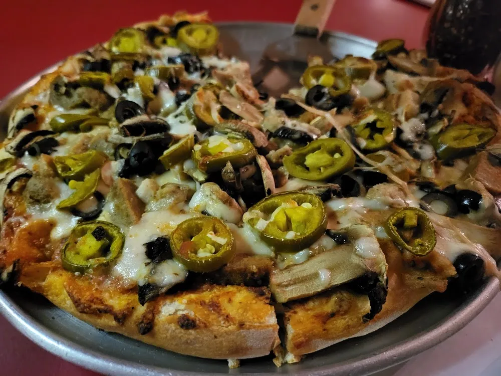 Deluxe Pizza 6 Toppings
