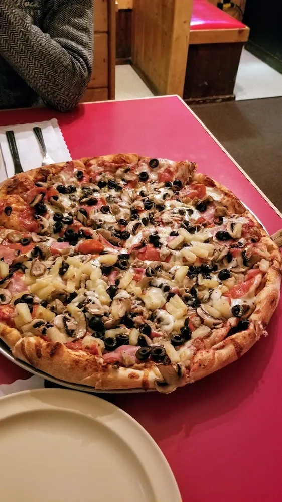 Pepperoni Mushroom Black Olive